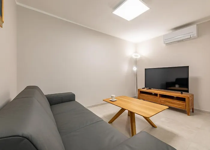 Stunning In With Wifi