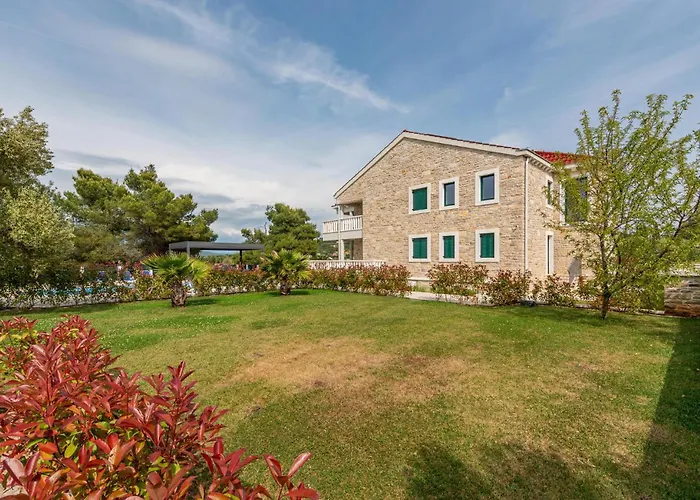 Stunning In With Wifi