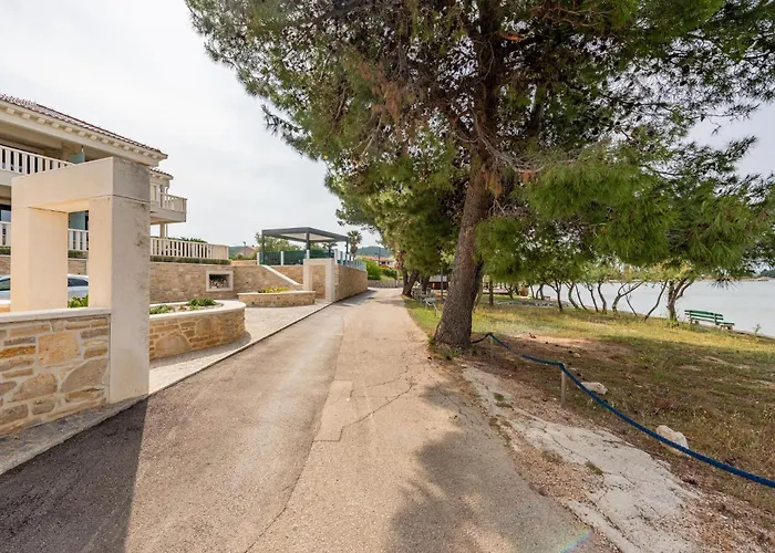 Stunning In With Wifi דירה