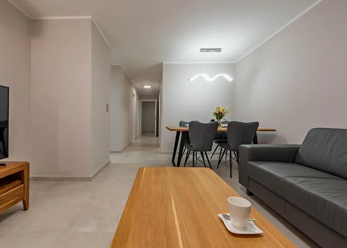 Stunning In With Wifi