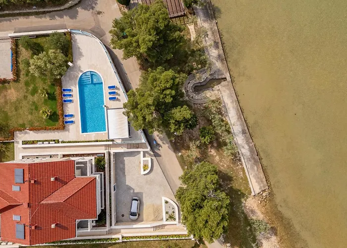 Stunning In With Wifi דירה Mrljane