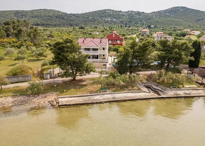 Stunning In With Wifi