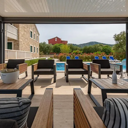 Stunning In With Wifi * Mrljane